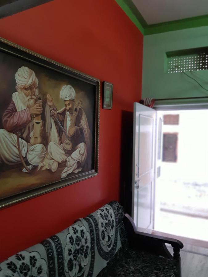 Karina Art Home Stay Биканер Экстерьер фото